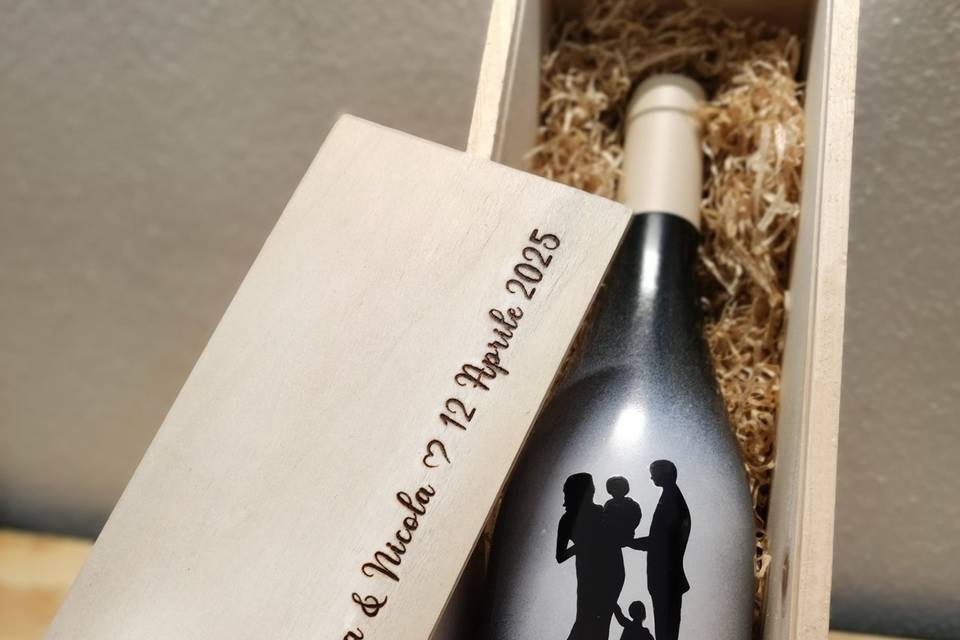 Bottiglia + cofanetto in legno