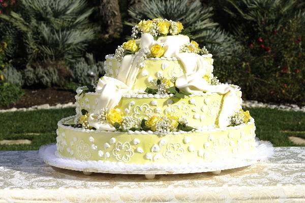 Cake in giallo