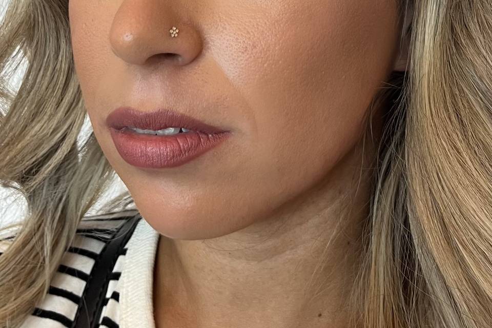 Pop of color glittery make-up