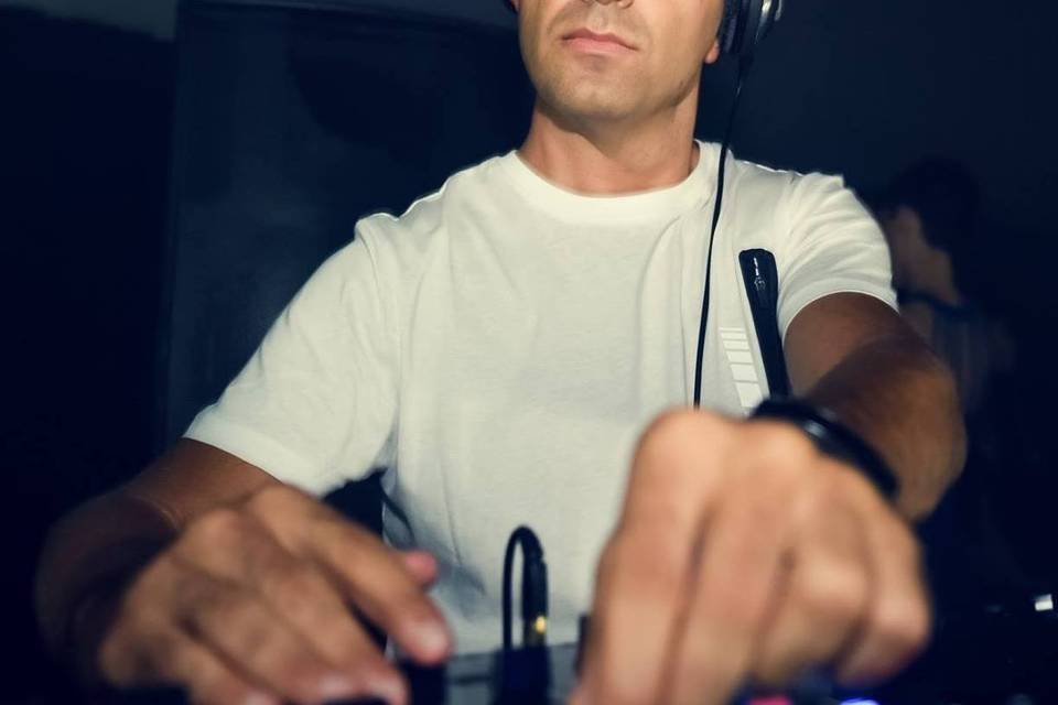 DJ Marco Olivari