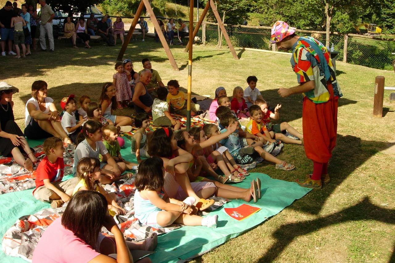 FESTE DI COMPLEANNO PER BAMBINI A LECCO CLOWN A LECCO MAGHI - Annunci Lecco