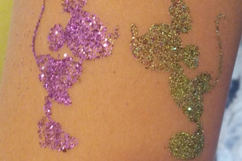 Tatuaggio glitter minniemickey