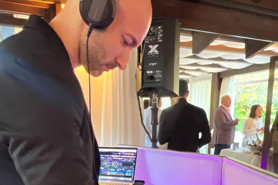 Claudio TRBL DJ in Live