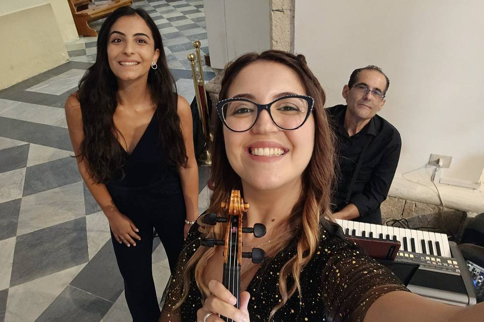 Trio violino voce e tastiera