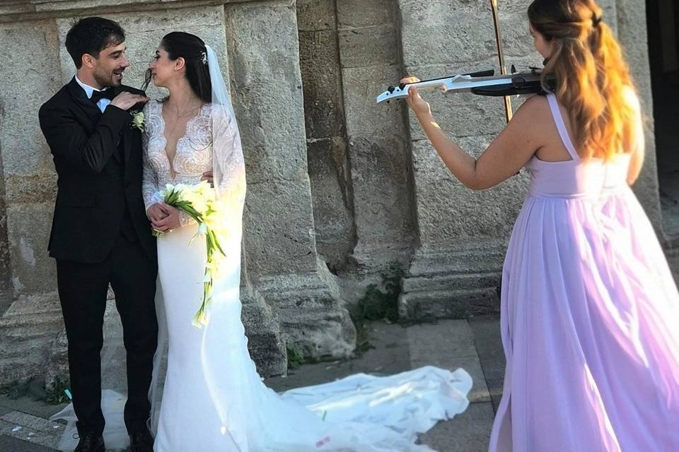 Violino con gli sposi