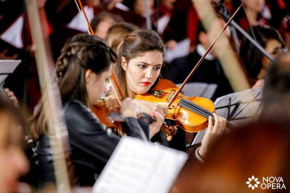 Violino in orchestra