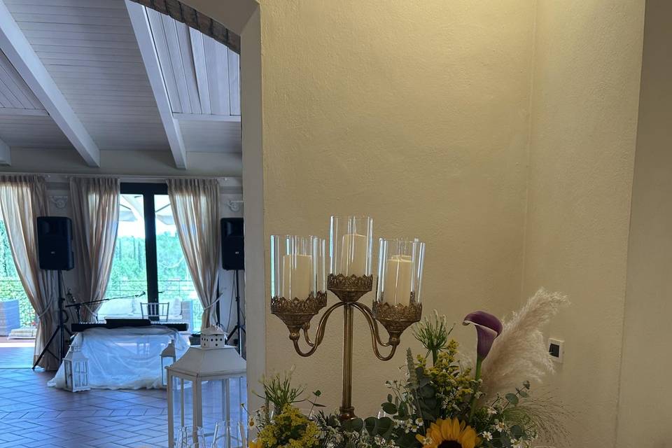 Centrotavola con candelabro