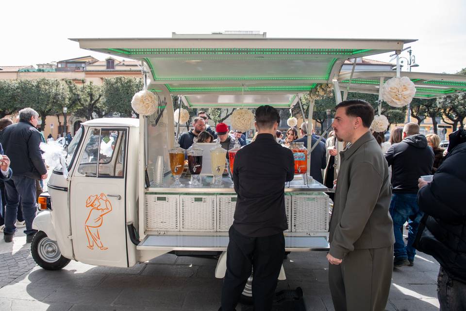 Folla buffet esterno
