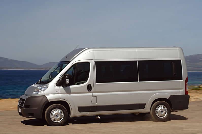 Minibus Per più invitati