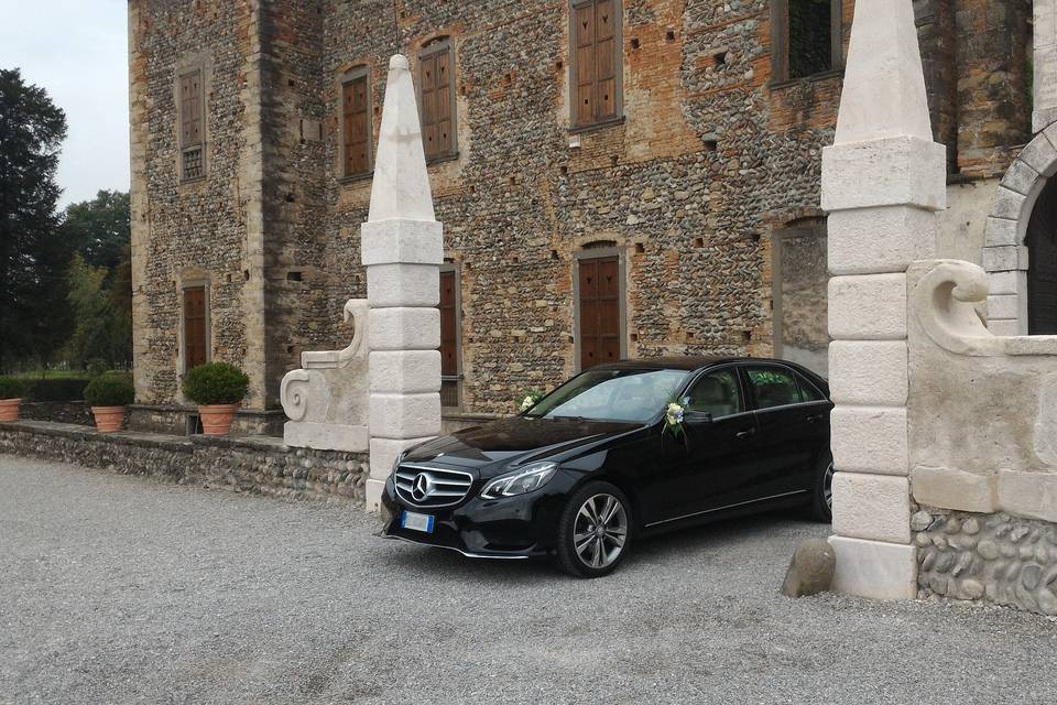Mercedes Premium 250