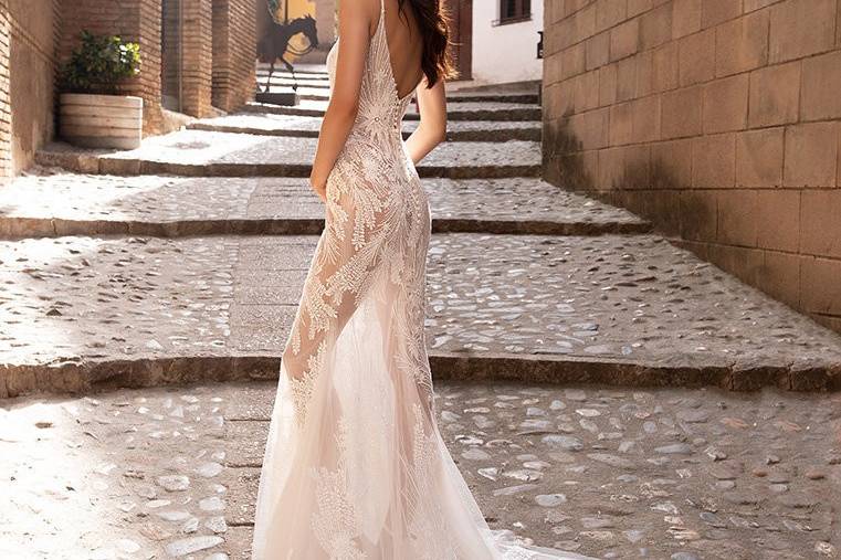 Pronovias albiorix-c