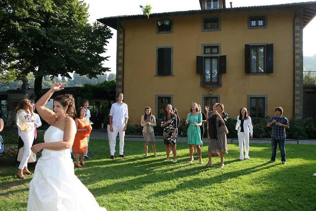 Il lancio del bouquet