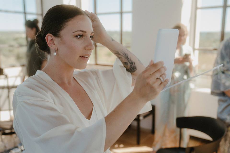 Bridal make up