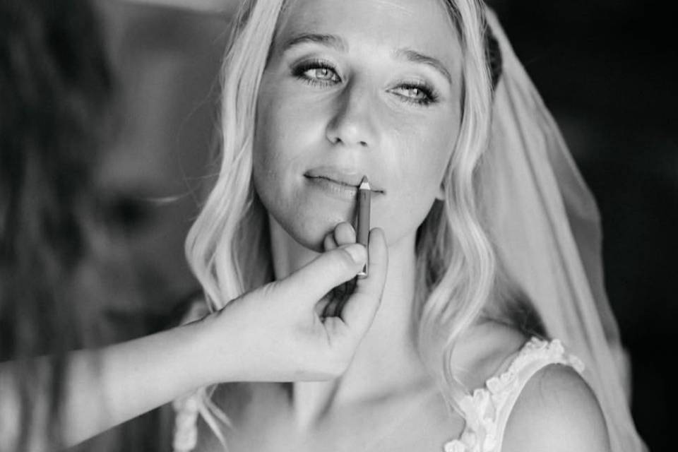 Bridal make up