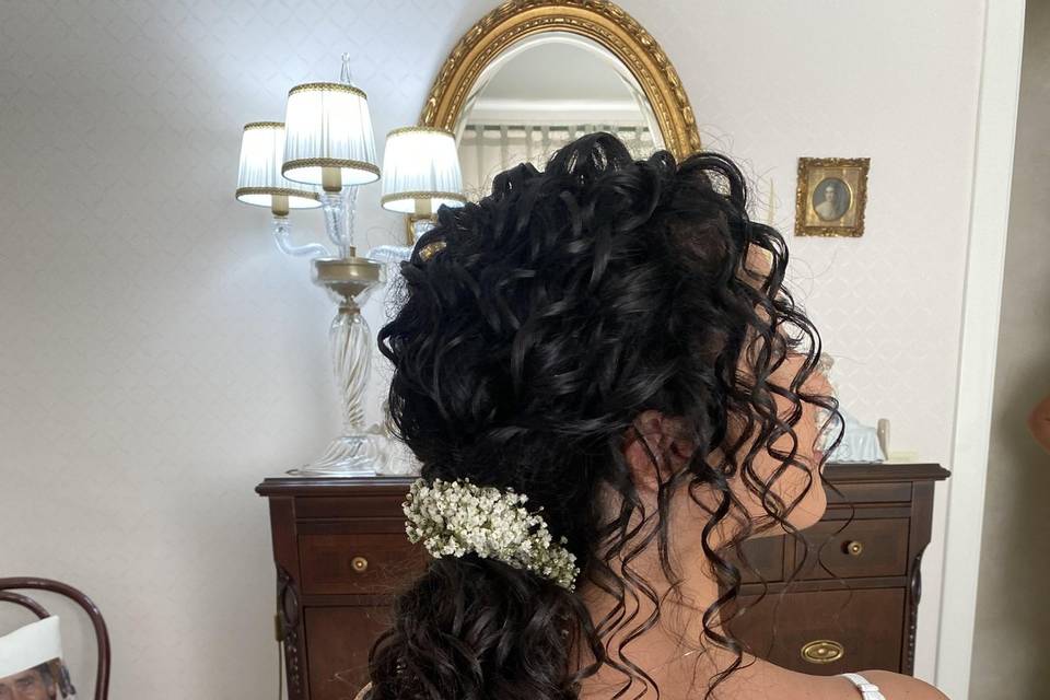 Curly bride