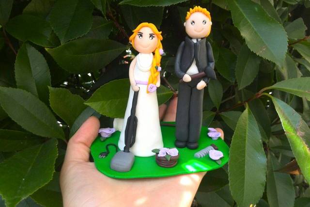 Bomboniera/cake topper