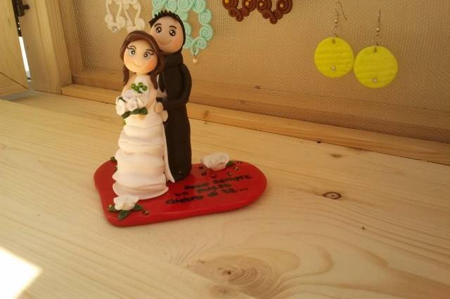 Bomboniera/cake topper