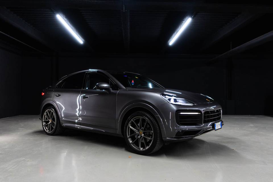 Porsche cayenne coupe