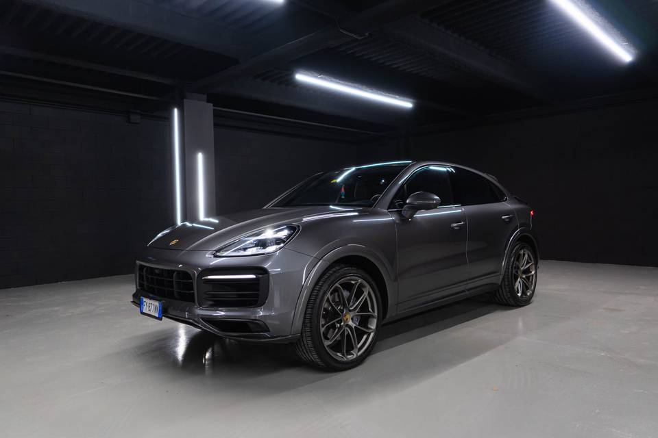 Porsche cayenne coupe