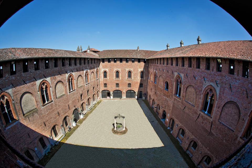 Il cortile maggiore