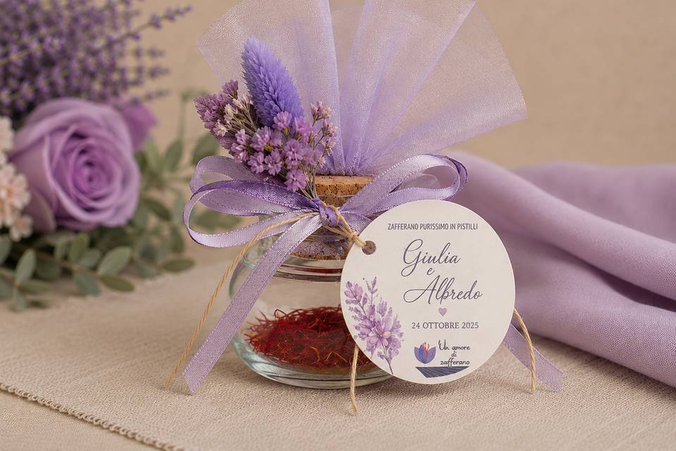 Tulle violetto e fiori