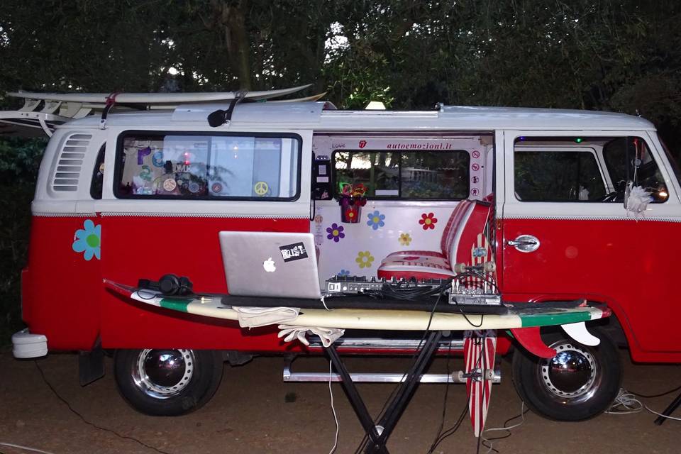 DJ set con Volkswagen T1