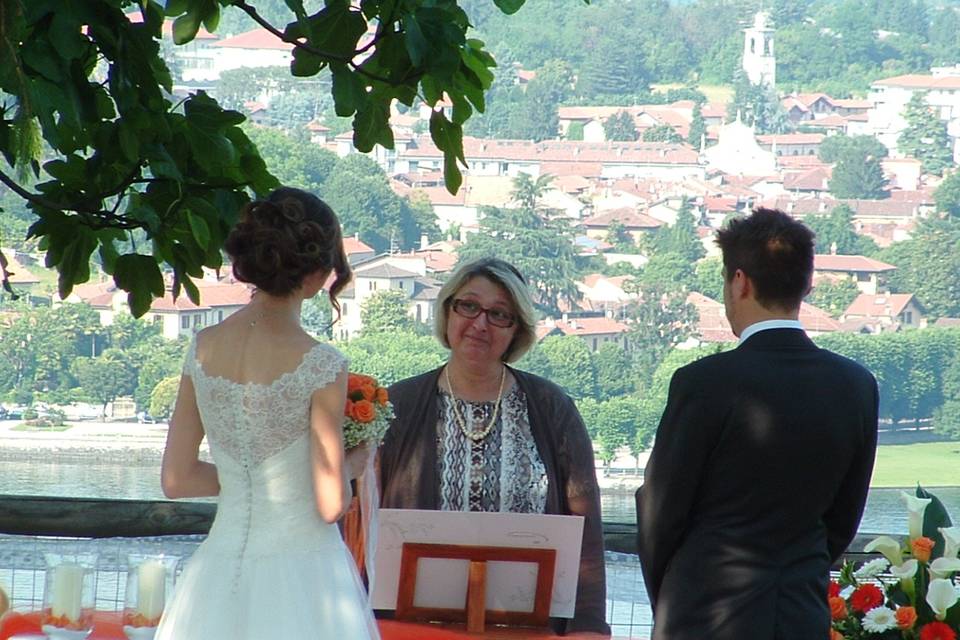 Celebrante Matrimonio Simbolico - Essenza Eventi