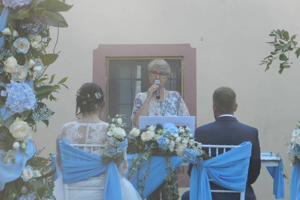 Celebrante Matrimonio Simbolico - Essenza Eventi