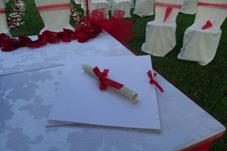 Celebrante Matrimonio Simbolico - Essenza Eventi