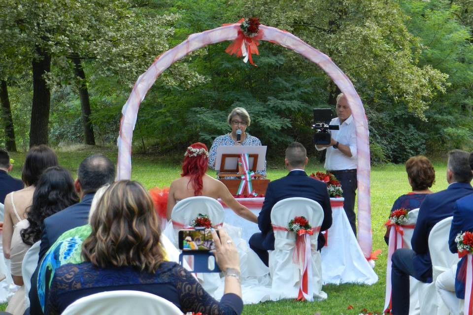 Celebrante Matrimonio Simbolico - Essenza Eventi