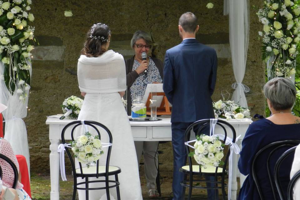 Celebrante Matrimonio Simbolico - Essenza Eventi