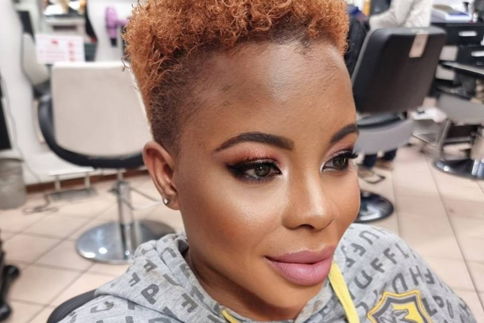Trucco pelle nera