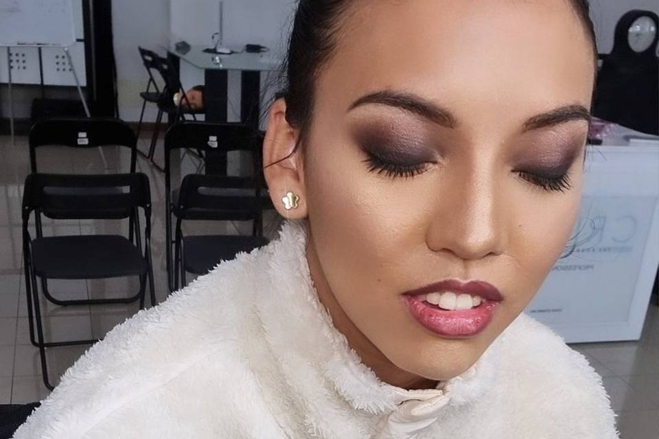 Ellenmakeupartisy