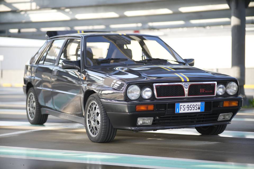 Lancia Delta Integrale - nera