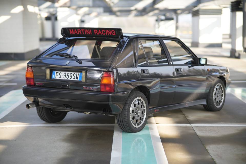 Lancia Delta Integrale - nera