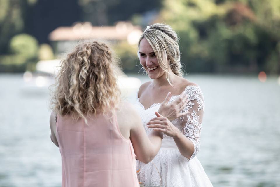 Bridal Stylist Consultant