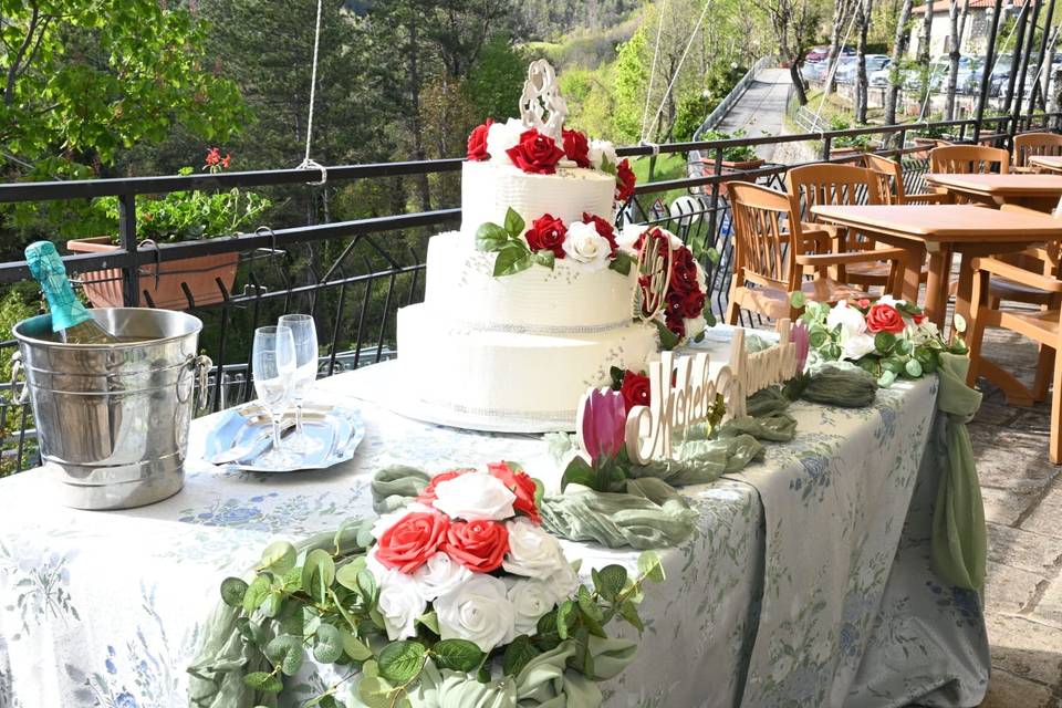 Torta Nuziale in Terrazza