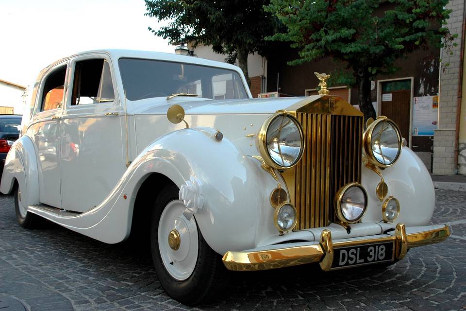 Rolls royce oro 1947 unica al mondo