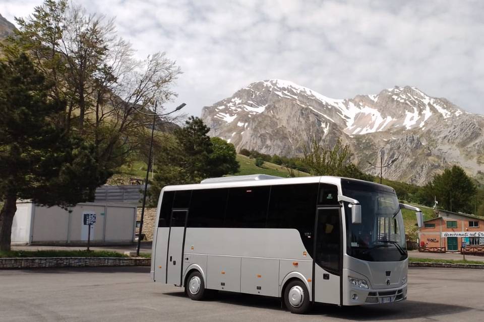Bus 53 posti
