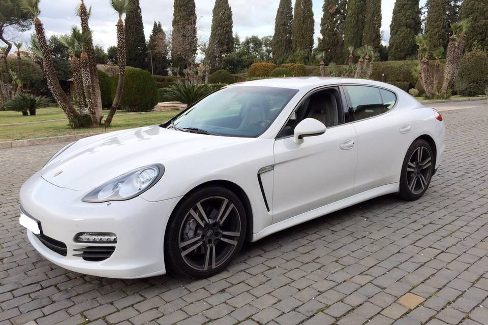 Canestri Autonoleggi