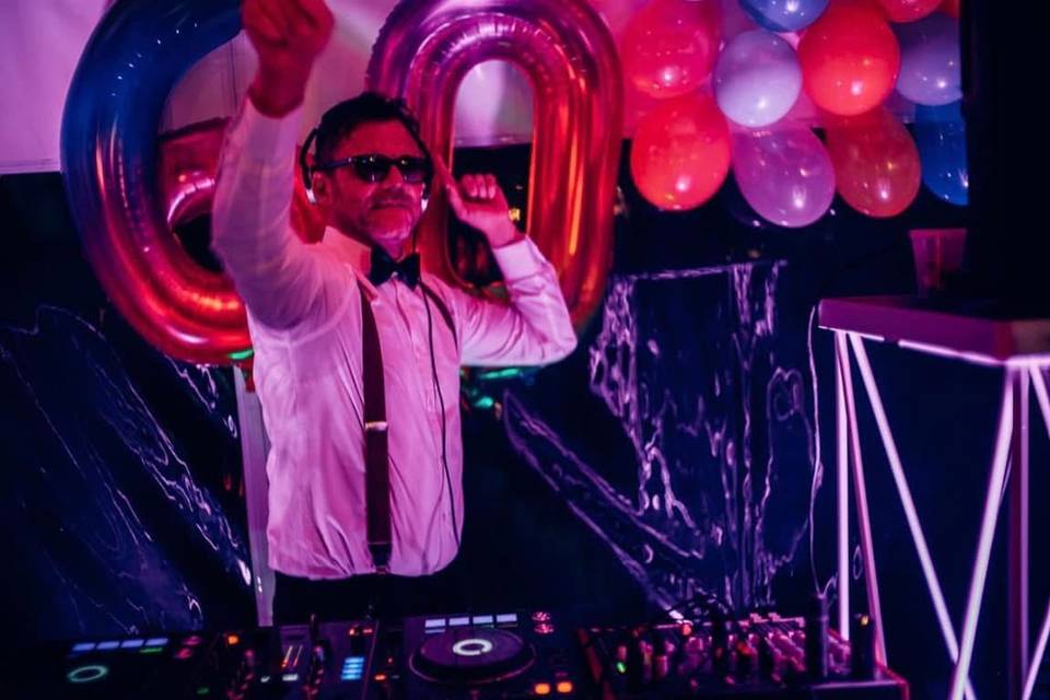 DJ SIMON DRUMZ