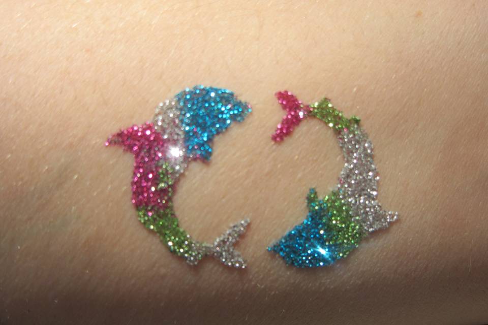 Glitter tatoo