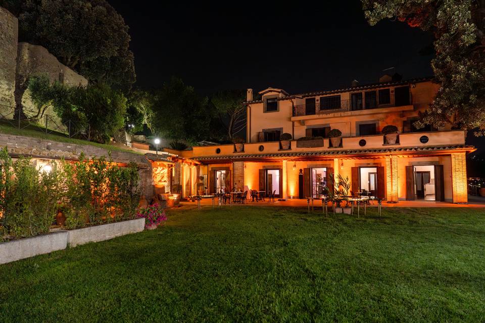 Esterni castel savello