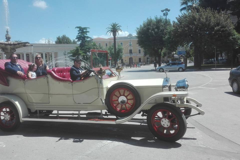 Rolls royce silver ghost