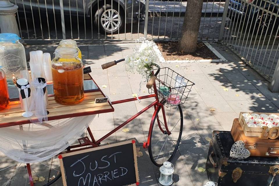 Aperitivo in bicicletta