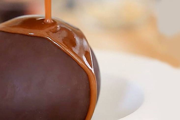 Magic chocolate ball