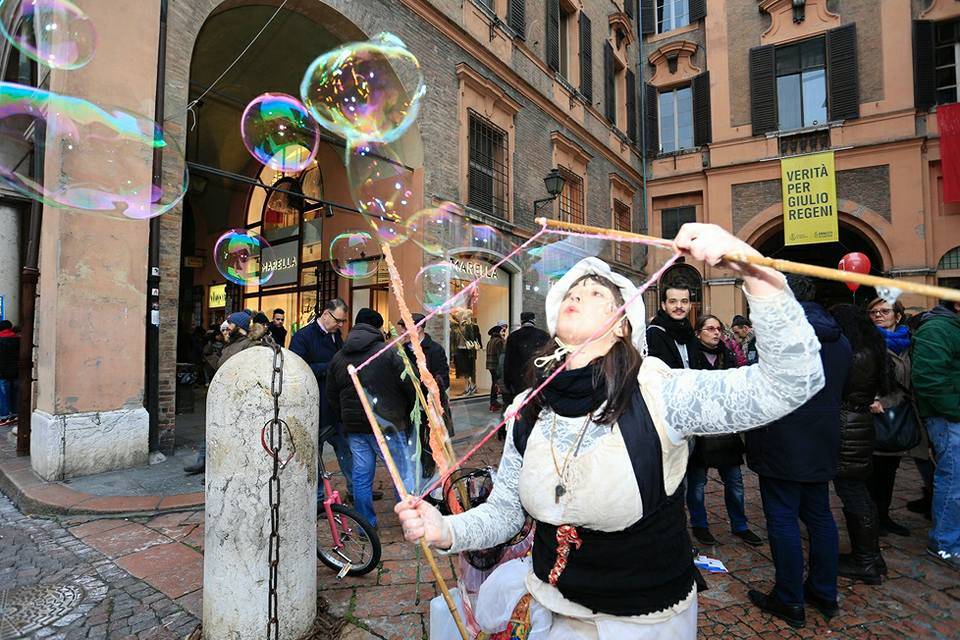 Installazione con bolle gigant