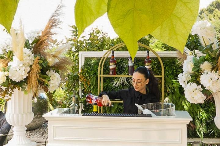 Cocktail bar