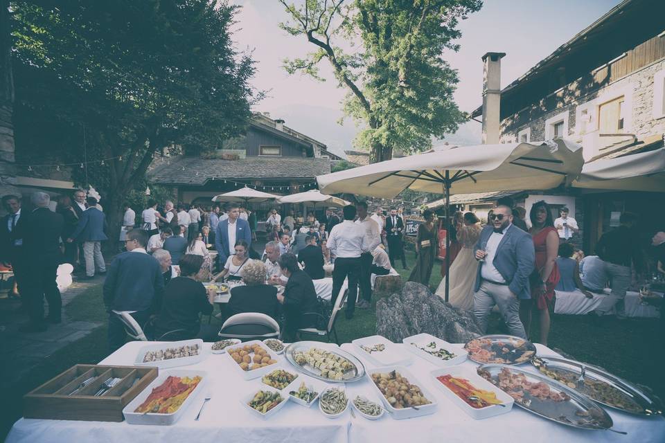 Aperitivo in giardino 2