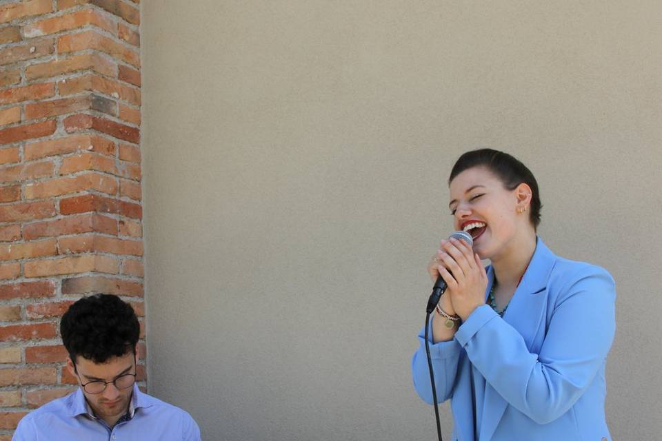 Daisy Acoustic Duo